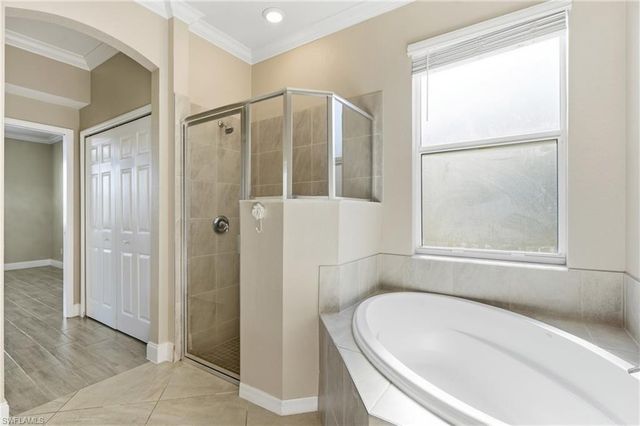 1839 Alameda DR, Naples, FL 34120