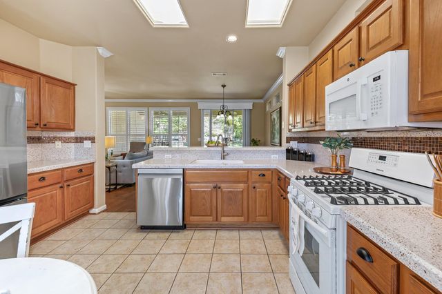 122 Bass ST, Georgetown, TX 78633