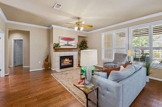 122 Bass ST, Georgetown, TX 78633