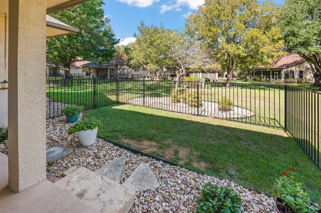 122 Bass ST, Georgetown, TX 78633
