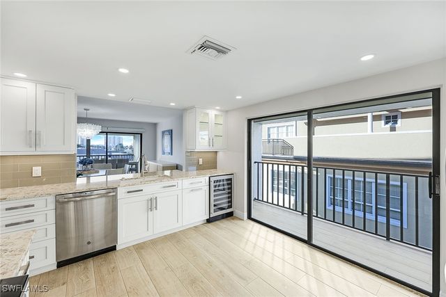 910 Panama CT 402, Marco Island, FL 34145