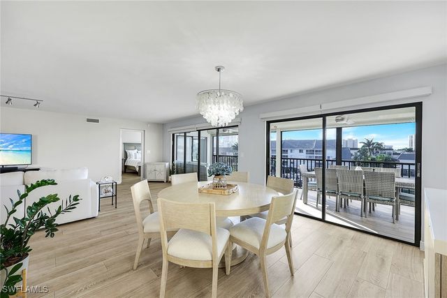 910 Panama CT 402, Marco Island, FL 34145