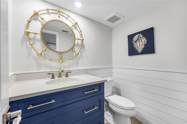 910 Panama CT 402, Marco Island, FL 34145