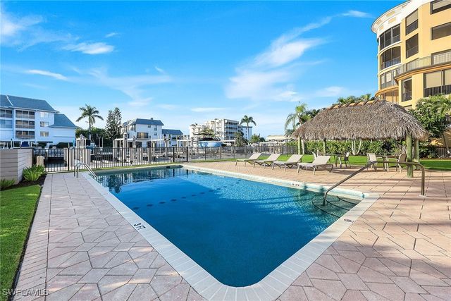 910 Panama CT 402, Marco Island, FL 34145