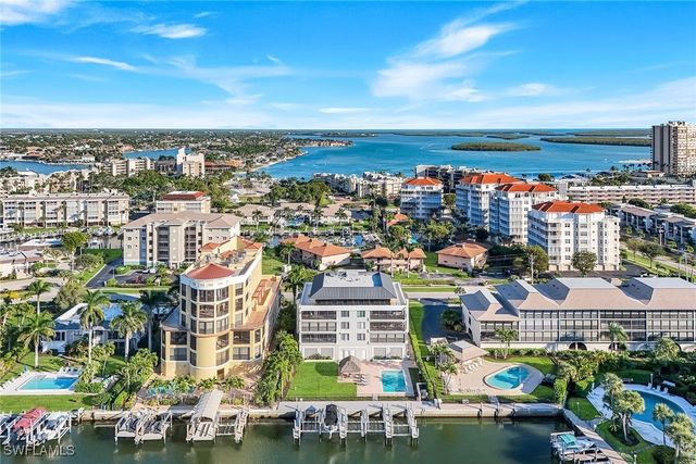 910 Panama CT 402, Marco Island, FL 34145