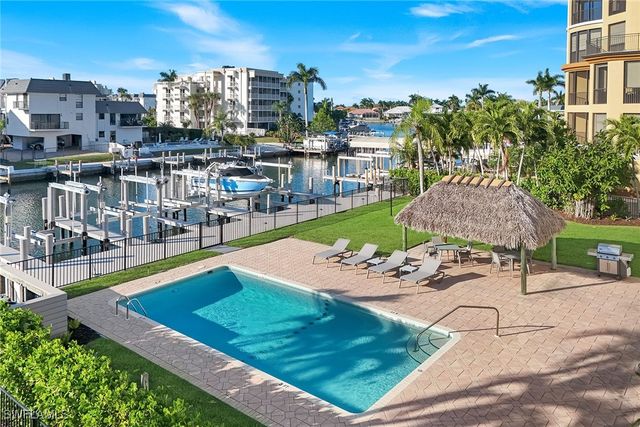 910 Panama CT 402, Marco Island, FL 34145