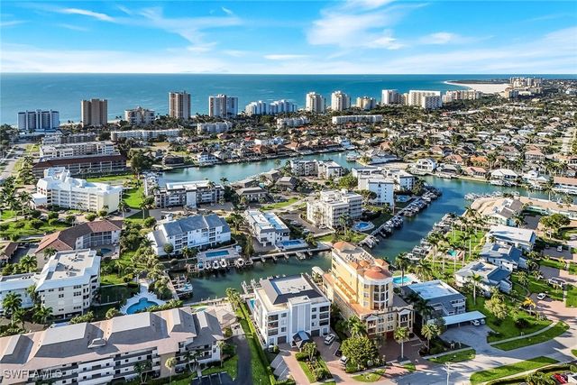 910 Panama CT 402, Marco Island, FL 34145