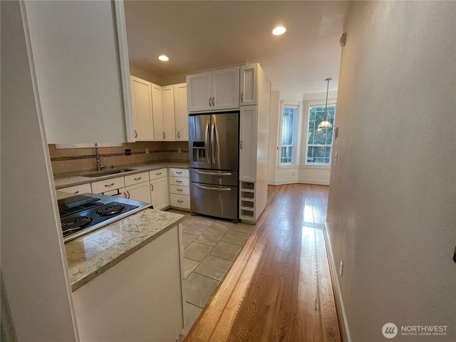 8456 Landing Lane SE, Port Orchard, WA 98367