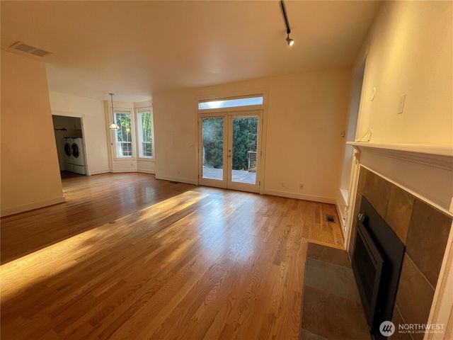 8456 Landing Lane SE, Port Orchard, WA 98367