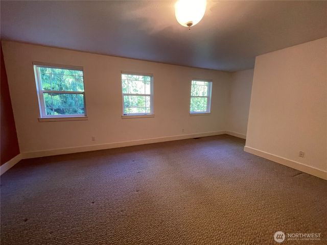 8456 Landing Lane SE, Port Orchard, WA 98367