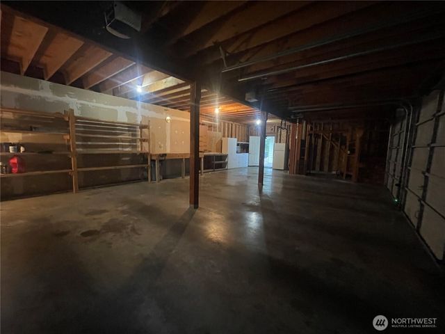 8456 Landing Lane SE, Port Orchard, WA 98367