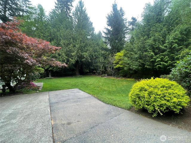 8456 Landing Lane SE, Port Orchard, WA 98367