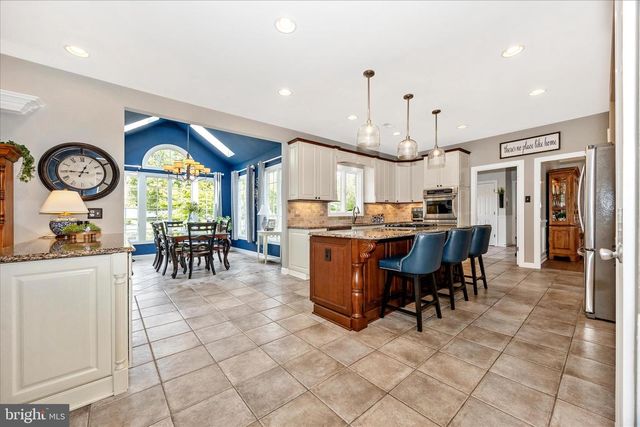 6170 CHALLEDON CIR, Mount Airy, MD 21771