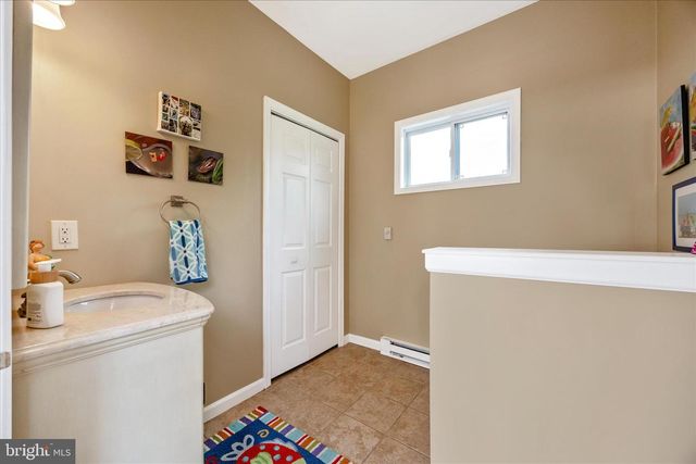 6170 CHALLEDON CIR, Mount Airy, MD 21771