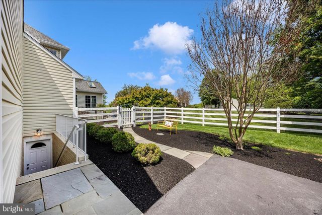 6170 CHALLEDON CIR, Mount Airy, MD 21771