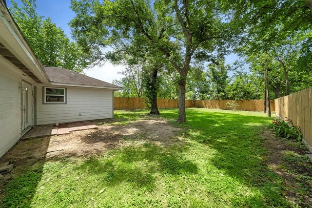 8419 Gold Creek Drive, Houston, TX 77080