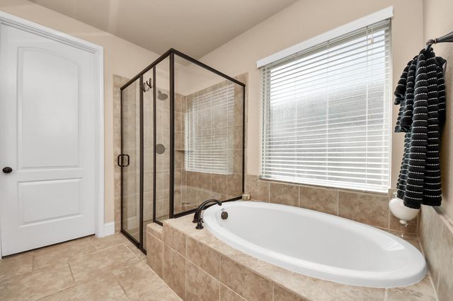 119 Meadow Run Drive, Conroe, TX 77384