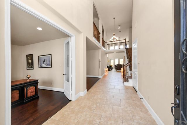 119 Meadow Run Drive, Conroe, TX 77384