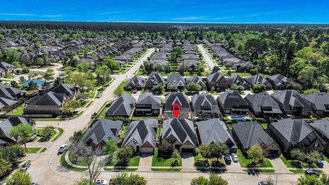 119 Meadow Run Drive, Conroe, TX 77384