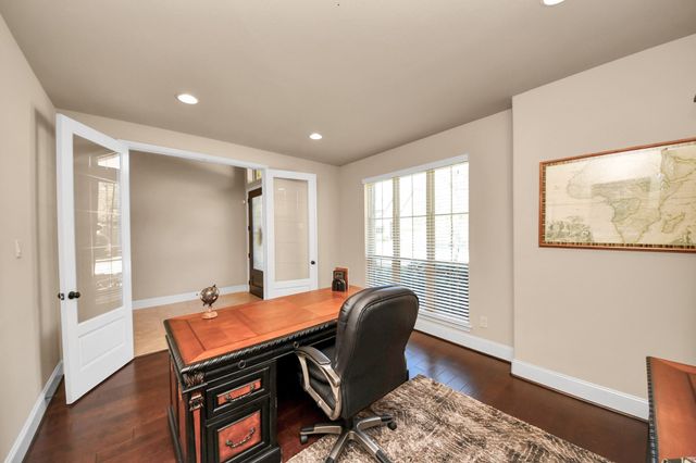 119 Meadow Run Drive, Conroe, TX 77384