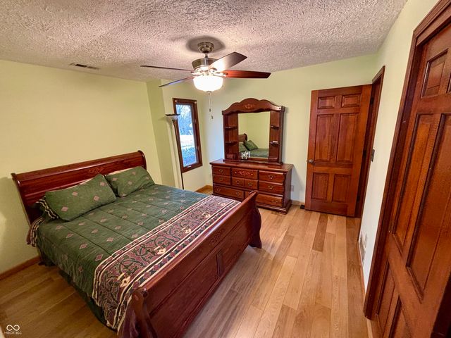 11380 Oak Grove Church Road, Poland, IN 47868