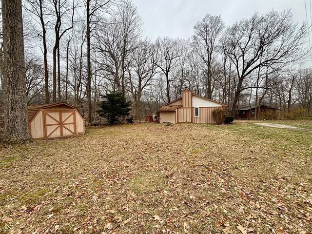 11380 Oak Grove Church Road, Poland, IN 47868