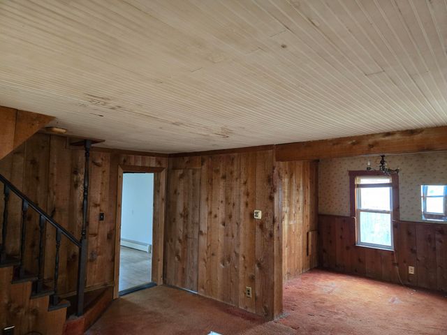 25438 4th Street, Grosse Ile, MI 48138
