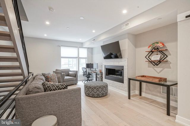 2016 BLAIR ST, Philadelphia, PA 19125