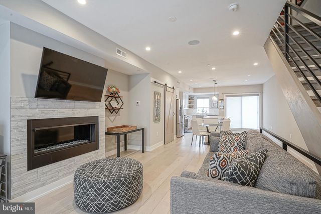 2016 BLAIR ST, Philadelphia, PA 19125