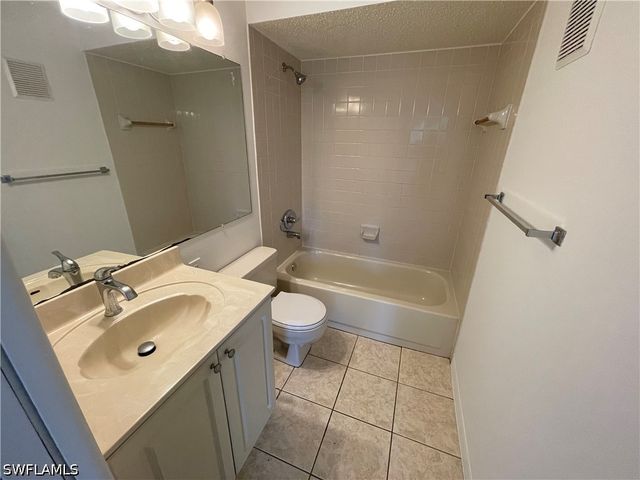 2178 Arbour Walk CIR 2324, Naples, FL 34109