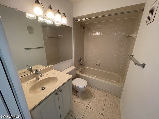2178 Arbour Walk CIR 2324, Naples, FL 34109