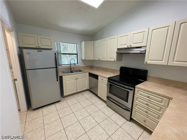 2178 Arbour Walk CIR 2324, Naples, FL 34109
