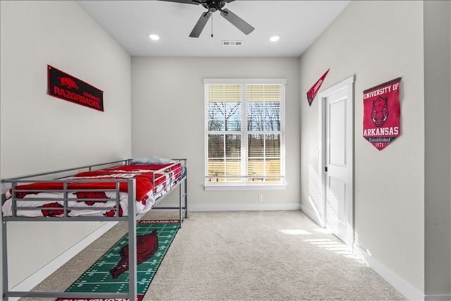 9 Whithorn Circle, Bella Vista, AR 72715