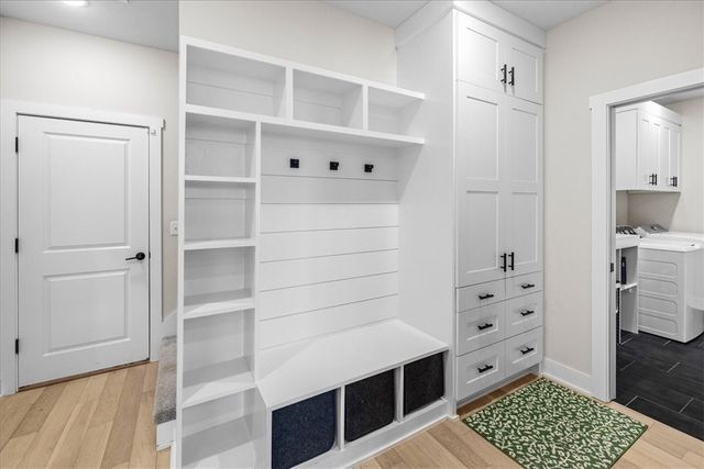 9 Whithorn Circle, Bella Vista, AR 72715