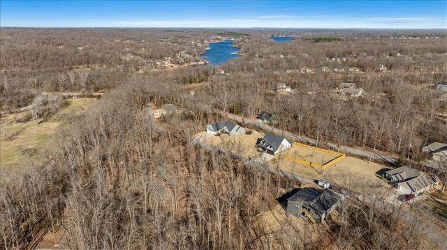 9 Whithorn Circle, Bella Vista, AR 72715