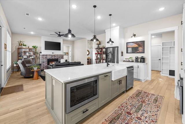 9 Whithorn Circle, Bella Vista, AR 72715