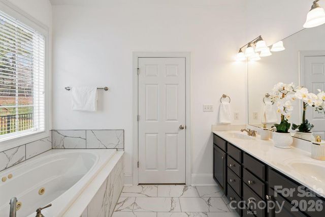 1588 Essex Hall Drive, Rock Hill, SC 29730