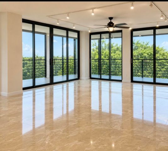 7568 Regency Lake Drive 602, Boca Raton, FL 33433