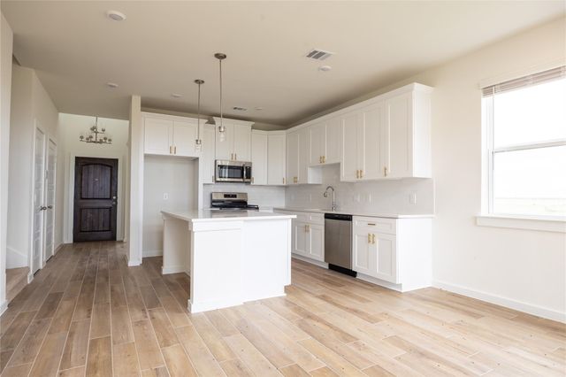 2403 Outpost Canyon Drive, Iowa Colony, TX 77583