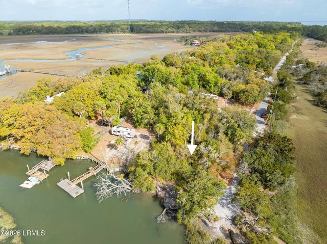 82 Inglewood Circle, St. Helena Island, SC 29920