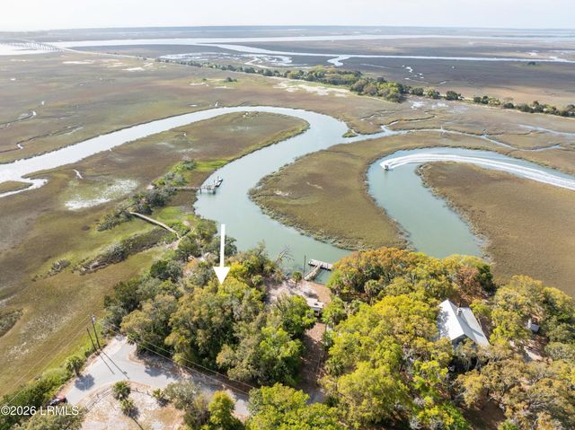 82 Inglewood Circle, St. Helena Island, SC 29920