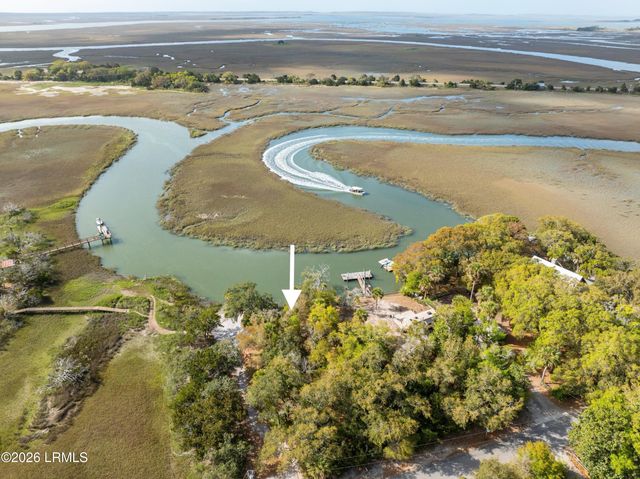 82 Inglewood Circle, St. Helena Island, SC 29920