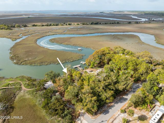 82 Inglewood Circle, St. Helena Island, SC 29920