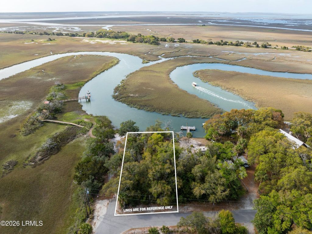 82 Inglewood Circle, St. Helena Island, SC 29920