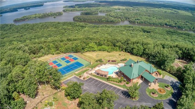 196 Sierra Trace Road, Denton, NC 27239