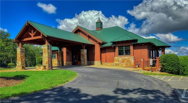 196 Sierra Trace Road, Denton, NC 27239