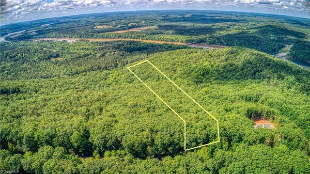 196 Sierra Trace Road, Denton, NC 27239