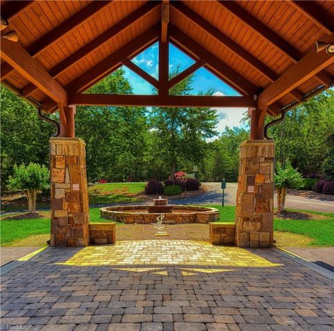 196 Sierra Trace Road, Denton, NC 27239