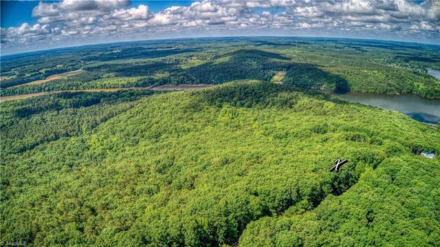 196 Sierra Trace Road, Denton, NC 27239