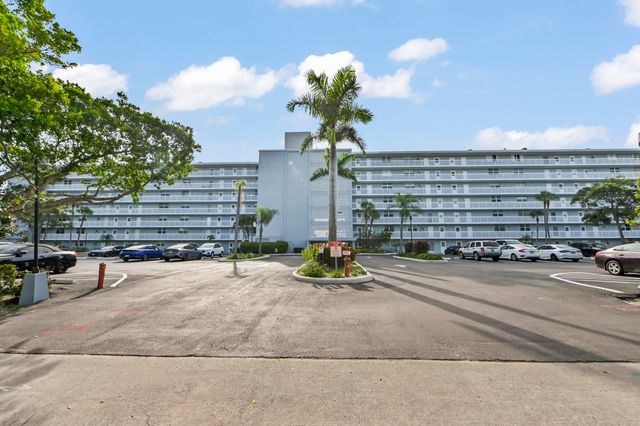 5700 NW 2ND Avenue 708, Boca Raton, FL 33487